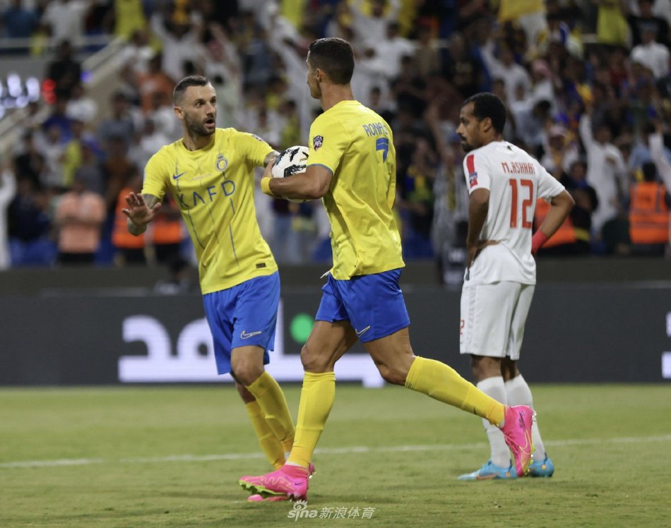 而当强队与 而当强队与