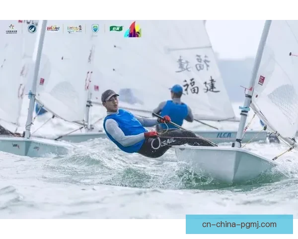 帆船公开赛：破浪前行，挑战极限，赢在风浪中