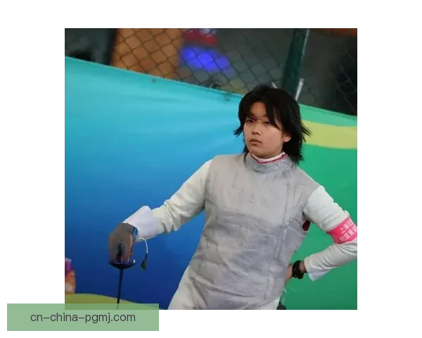 激情迎接挑战：精英击剑邀请赛精彩纷呈