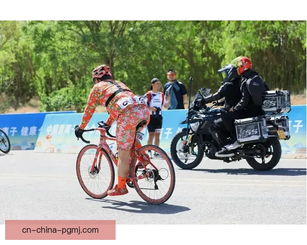 骑行风暴：探索自行车联赛背后的故事